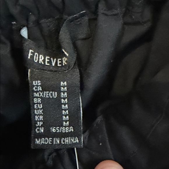 Forever 21 Black Ruffle Tie-Shoulder Camisole - Picture 3 of 3